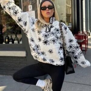 Ivory & black floral fleece pull over hoodie XL 
matching pants size small
